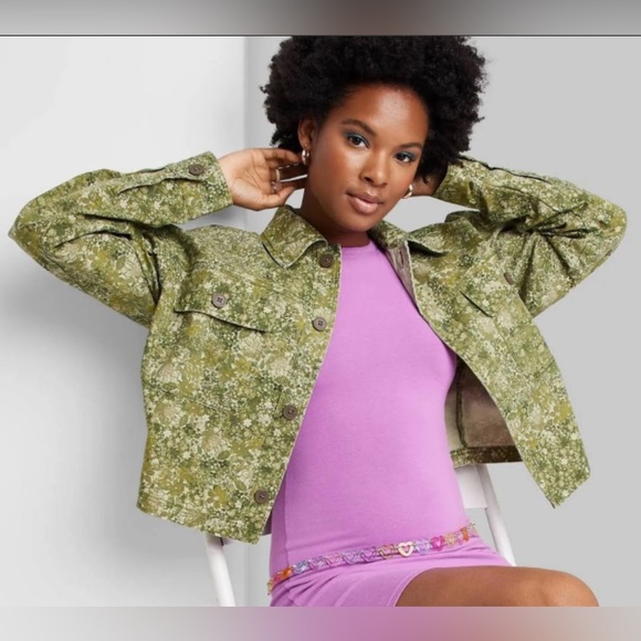 wild fable Jackets & Blazers - Wild Fable Women's Green Fliral Patterned Cropped Shacket Size XL